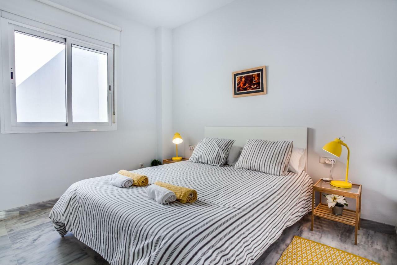 Encantador Atico Con Terraza Seville Luaran gambar